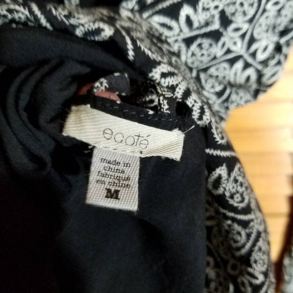 Ecote Black & White Dress - Picture 4 of 5